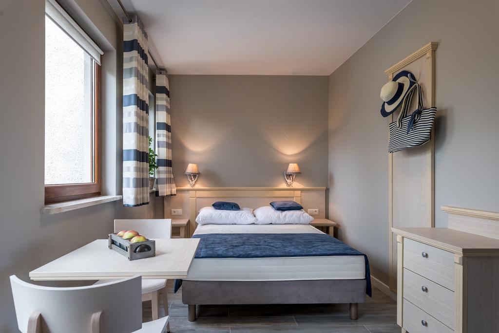 Farys Hotel Jastrzebia Gora Ngoại thất bức ảnh
